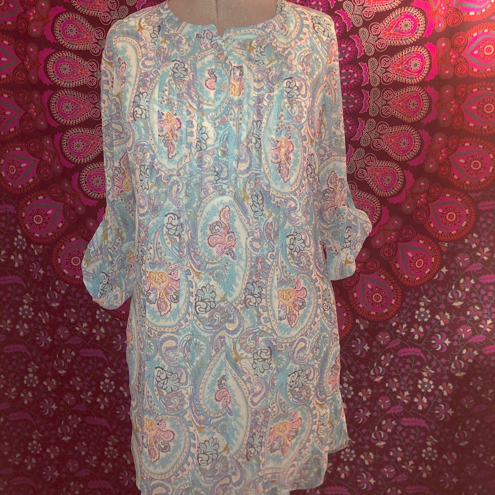 Signature Studio Blue Paisley Dress Size: Small